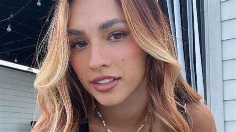 OnlyFans star’s GoFundMe for Hawaii wildfire victims shut.